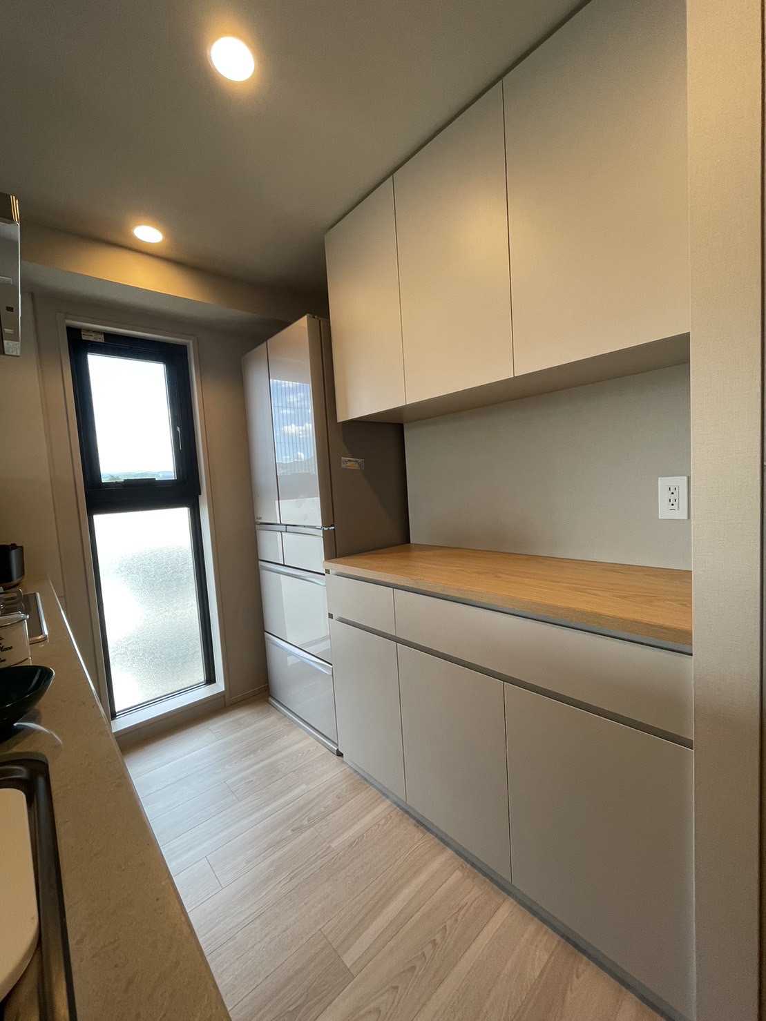 キッチン背面収納