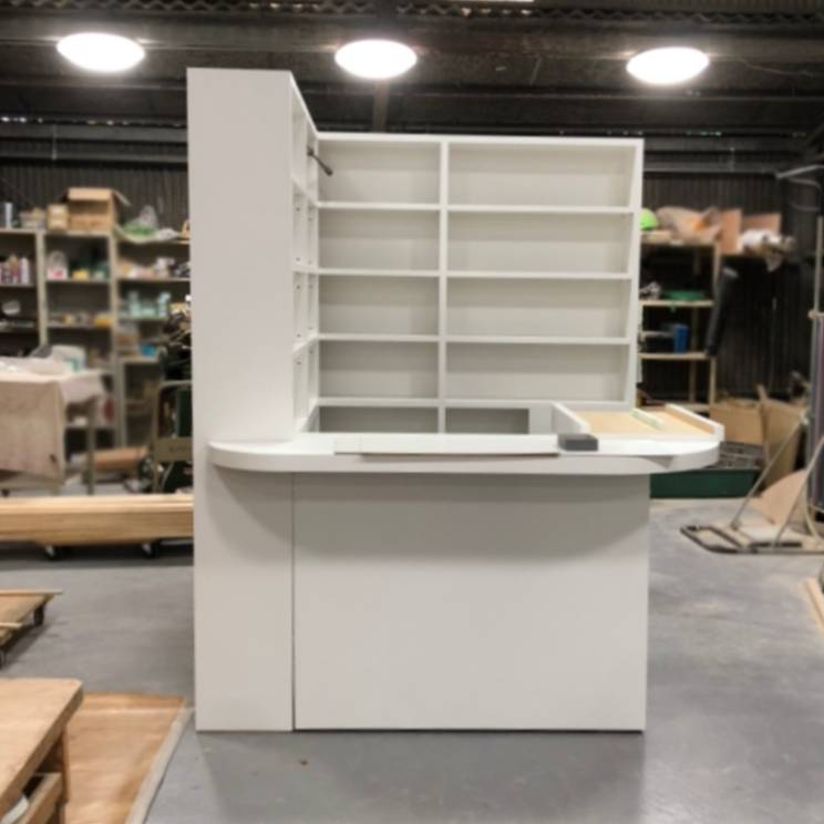 受付カウンター